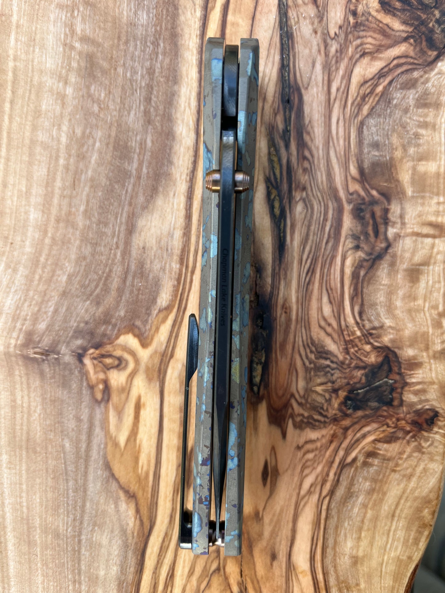 CLK-2D "Camo DLC": hand-anodized camo handles with DLC blade/clip